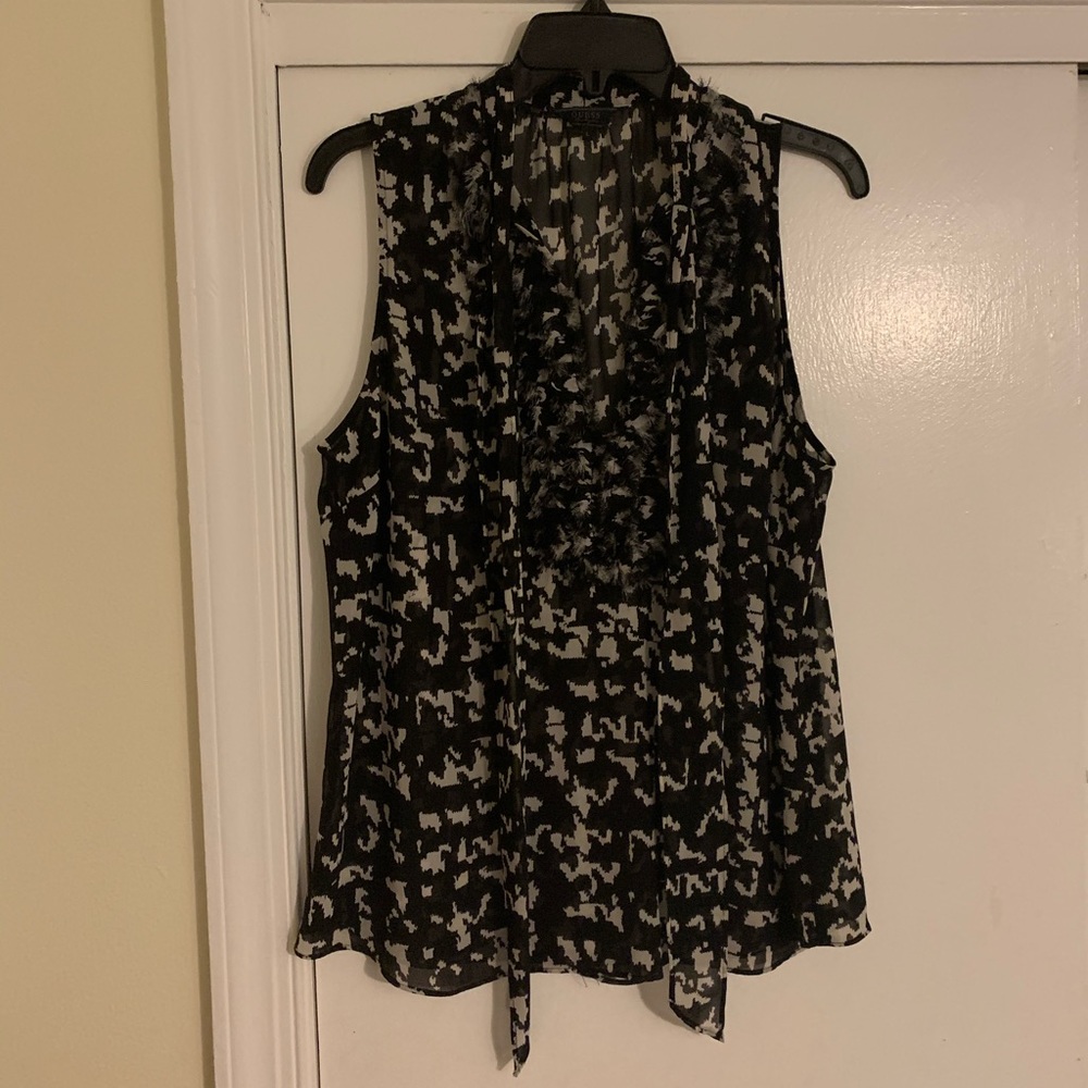 Perfect condition black sleeveless tank! - Picture 1 of 5